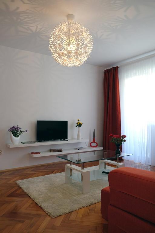 Olympus Apartment Alba Iulia Ngoại thất bức ảnh